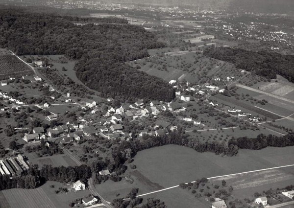 Biel BL, Flugaufnahme Vorderseite