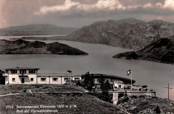 Bahnrestaurant Klewenalp, Blick auf Vierwaldstättersee Vorderseite