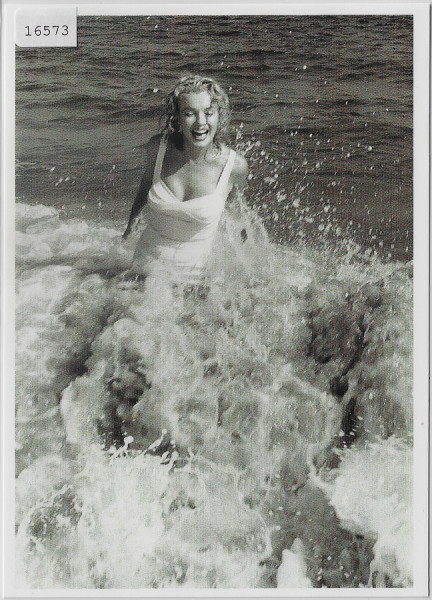 Marilyn Monroe im Wasser - Photo: Sam Shaw