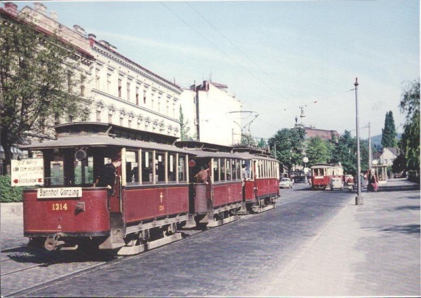 Garnitur 726 + 1307 + 1314 in der grinzinger Allee Vorderseite