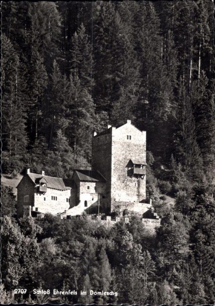 Schloss Ehrenfels im Domleschg Vorderseite