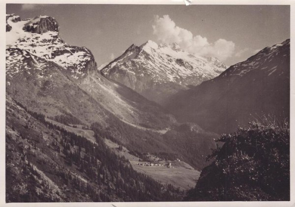 Cresta gegen Piz Timun Vorderseite