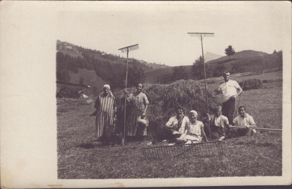 früher beim Heuen Vorderseite