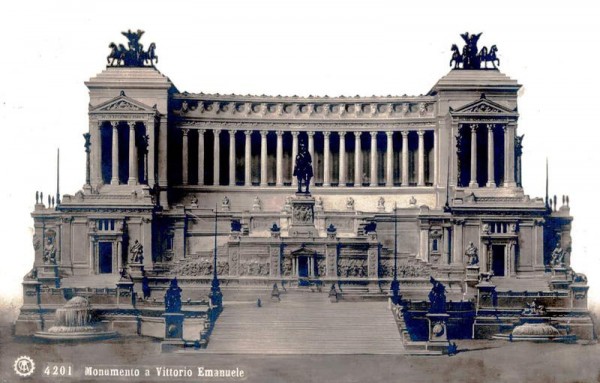 Monumento a Vittrorio Emanuele Vorderseite