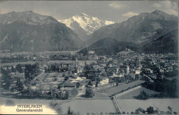 Interlaken - Generalansicht Vorderseite