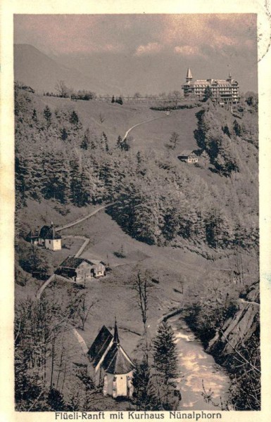Flüeli-Ranft mit Kurhaus Nünalphorn Vorderseite