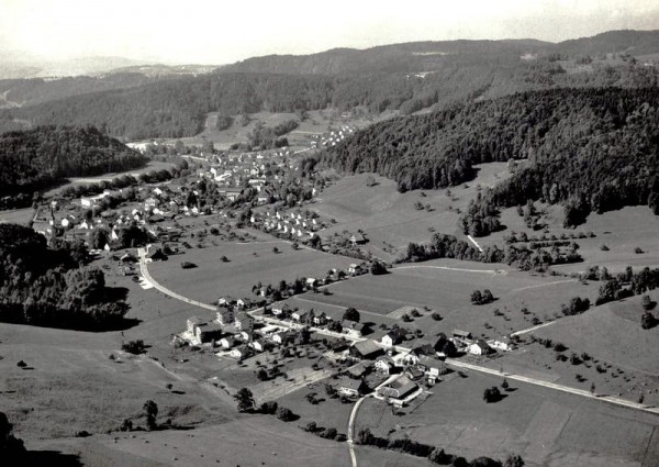 Turbenthal ZH, Flugaufnahme Vorderseite