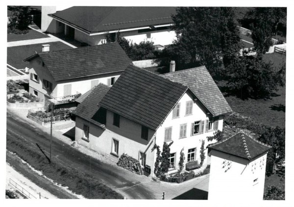 Bichelsee-Balterswil, Flugaufnahme  Vorderseite