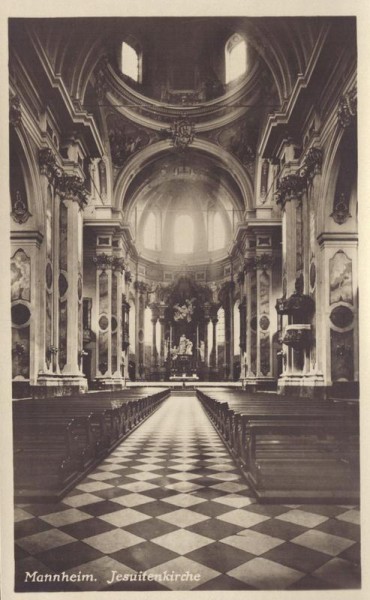 Mannheim - Jesuitenkirche Vorderseite