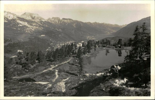 Blick vom Hahnensee auf St. Moritz  Vorderseite