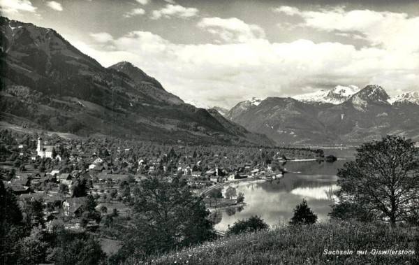 Sachseln mit Giswilerstock Vorderseite