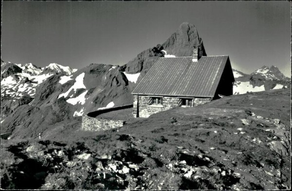 Cabane Rambert Vorderseite