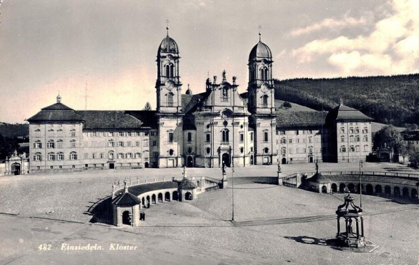 Einsiedeln. Kloster Vorderseite