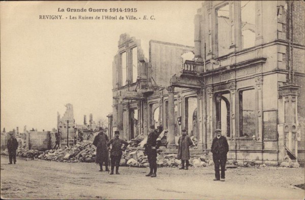 Revigny, les ruine de l'hôtel de ville