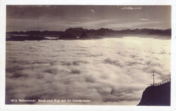Nebelmeer. Blick vom Rigi auf die Glarneralpen