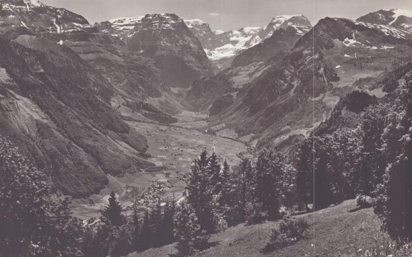 Braunwald, Blick ins Linthal Vorderseite