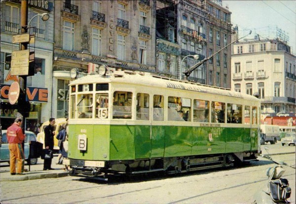 Motrice série 800, Lille Vorderseite