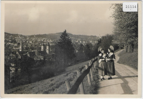 St. Gallen - 2 Trachtenfrauen