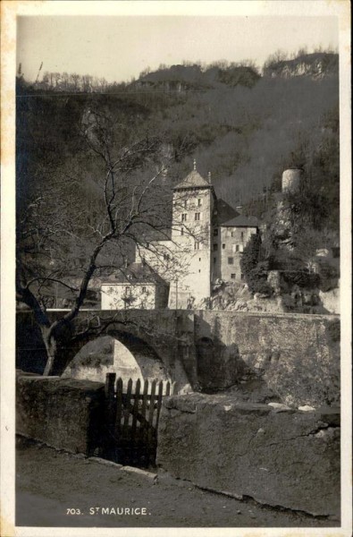 St.Maurice, Castell Vorderseite
