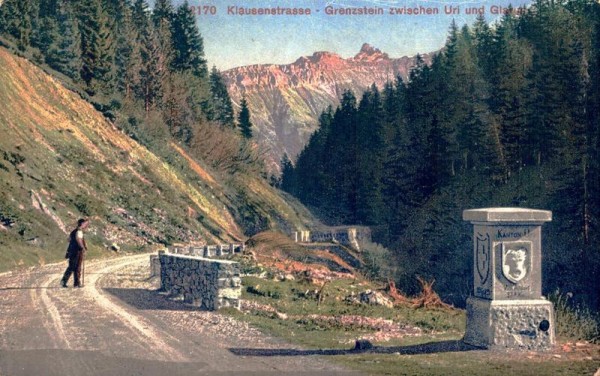 Klausenstrasse. Grenzstein zwischen Uri und Glarus Vorderseite