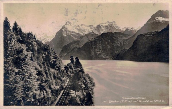 Vierwaldstättersee mit Gitschen und Urirotstock Vorderseite