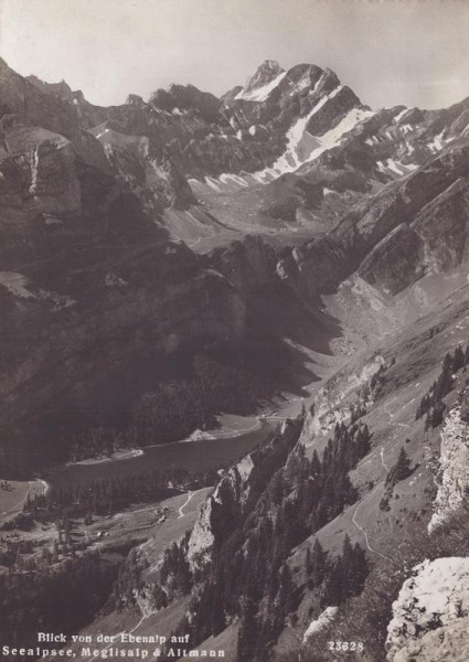 Blick von der Ebenalp auf Seealpsee, Meglisalp und Altmann Vorderseite