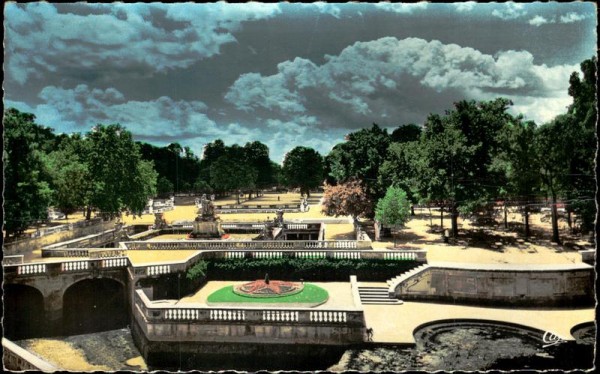 Jardins de la Fontaine (Nîmes) Vorderseite
