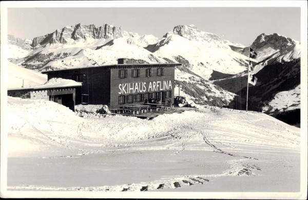 Skihaus Arflina Vorderseite