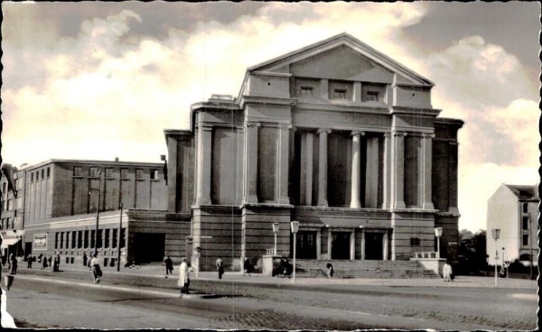 Magdeburg - Maxim-Gorki-Theater Vorderseite