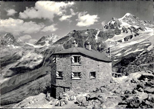 Coazhütte Vorderseite