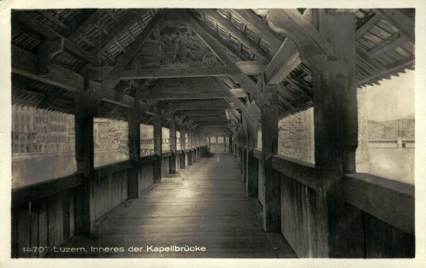 Luzern, Inneres der Kapellbrücke Vorderseite
