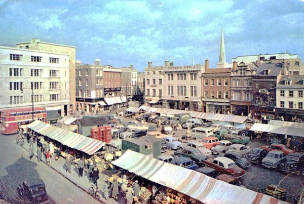 Market Square, Campritge Vorderseite