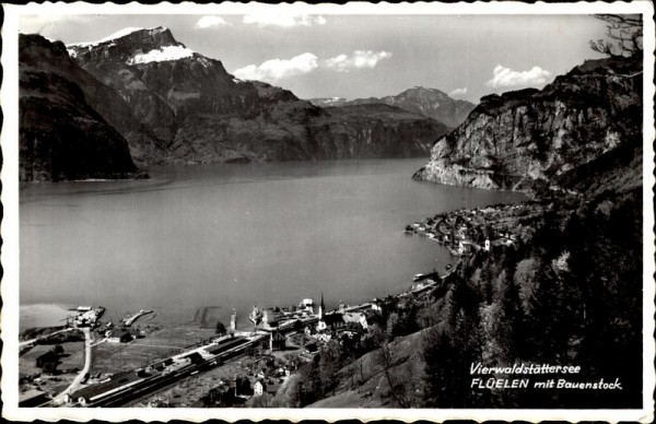 Vierwaldstättersee Flüelen mit Bauenstock Vorderseite