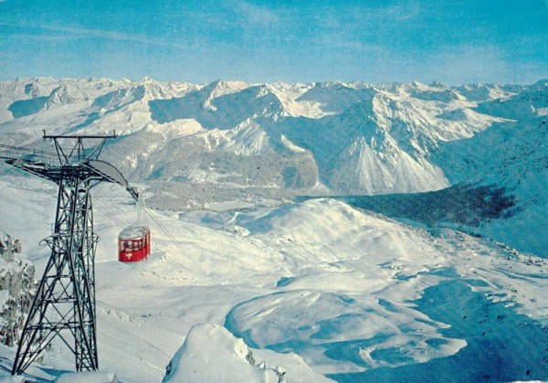 Blick von Aroser Weisshorn. Weisshornbahn Vorderseite