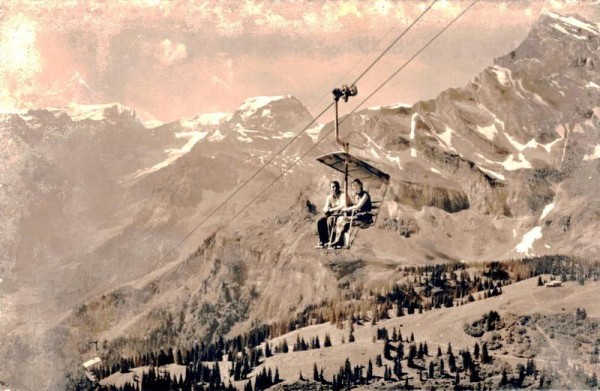 Braunwald, Glarus. Sesselbahn Gumen Vorderseite