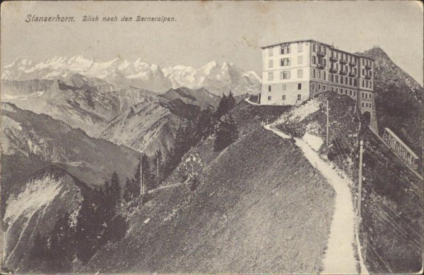 Stanserhorn (1898 m) Vorderseite