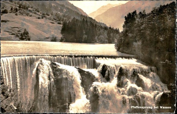 Pfaffensprung bei Wassen Vorderseite