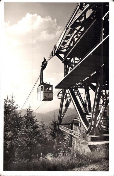 Schauinsland Schwebebahn / Mittelstation Vorderseite