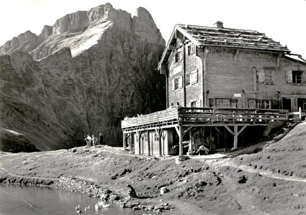 Mönchsjochhütte Vorderseite