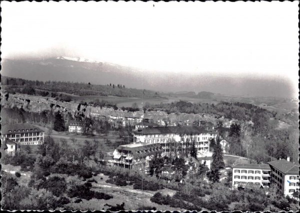 St-Loup, Flugaufnahme Vorderseite
