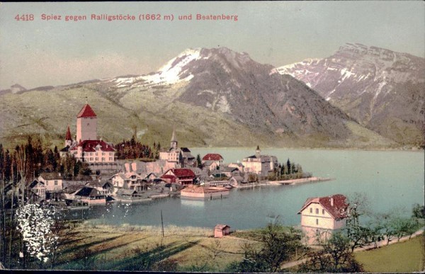 Spiez gegen Ralligstöcke und Beatenberg Vorderseite