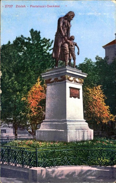 Pestalozzi-Denkmal (Zürich) Vorderseite