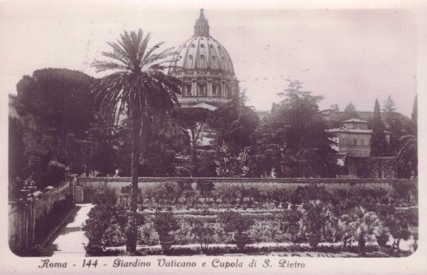 Roma - Giardino Vaticano e Cupola di S. Pietro