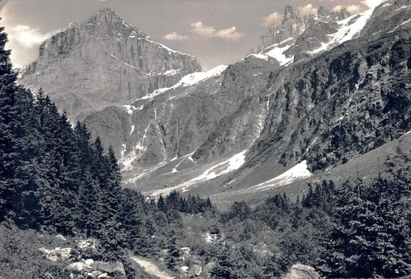Am Weg nach Alpenrösli-Schlossberg und Spannort Vorderseite
