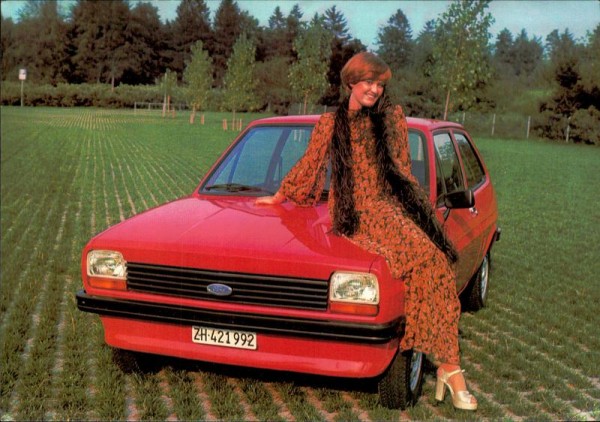 Rosmarie Pfluger vor Ford, 1976 Vorderseite