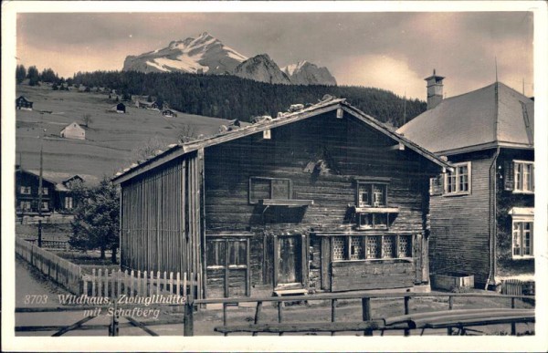 Wildhaus, Zwinglihütte mit Schafberg Vorderseite