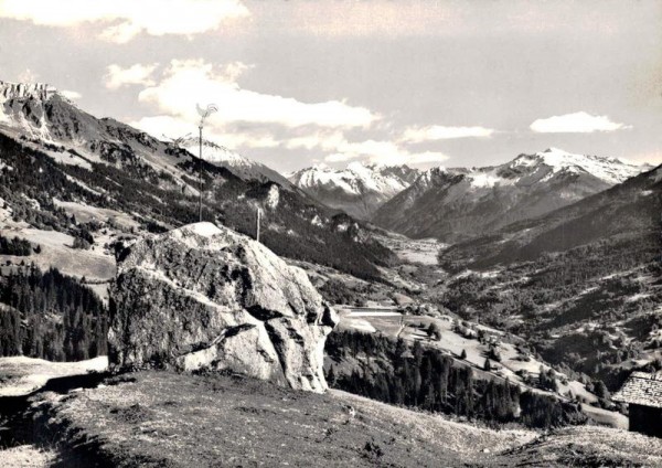 Pany, Güggelstein. Aussicht gegen Klosters Vorderseite