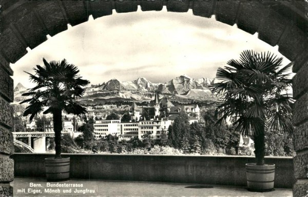 Bern, Bundeshausterrasse Vorderseite