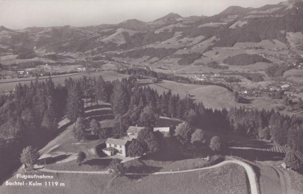 Flugaufnahme Bachtel-Kulm Vorderseite