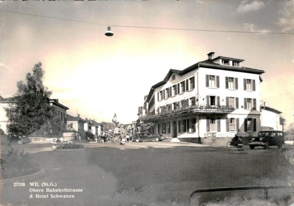 Obere Bahnhofstrasse mit Hotel Schwanen, Wil Vorderseite